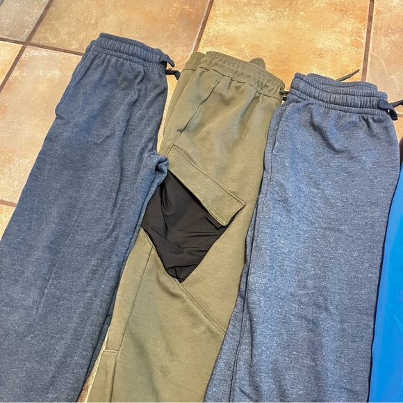 Boys Sz. L Athletic Pants Bundle (4 pair total) - Picture 6 of 12